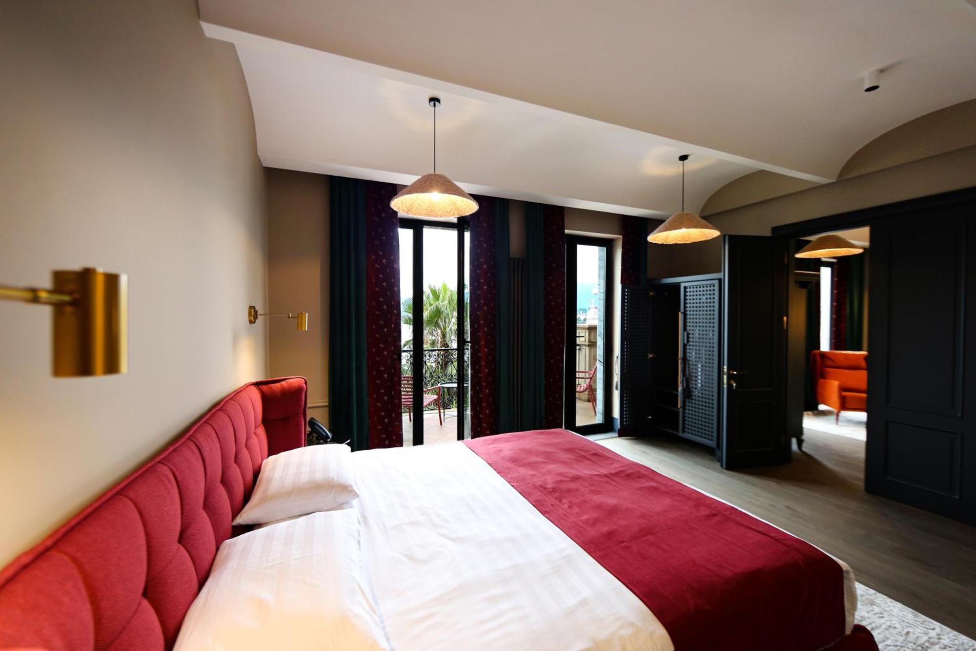 Hotel Retro Batumi Eksteriør bilde