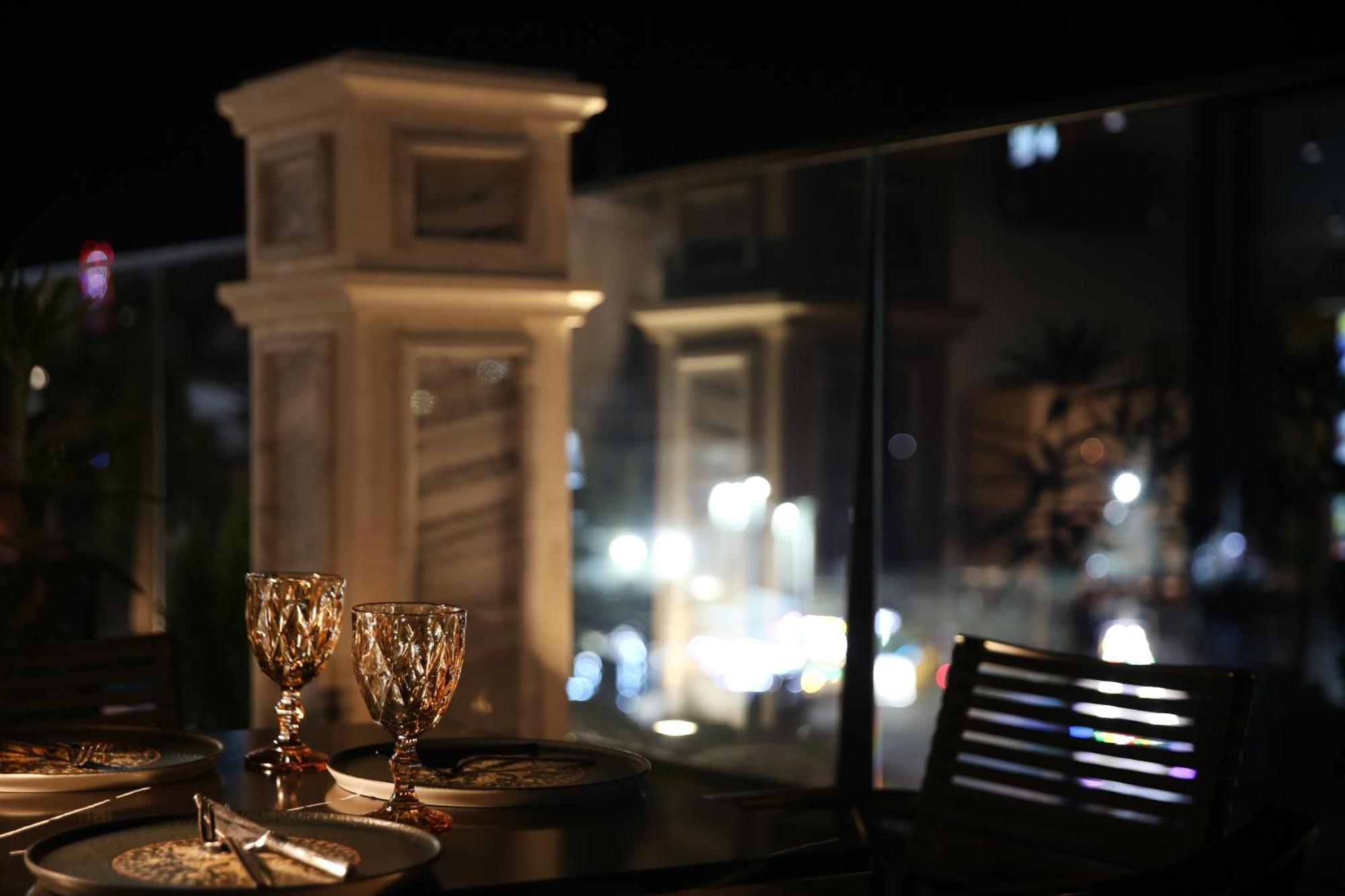 Hotel Retro Batumi Eksteriør bilde