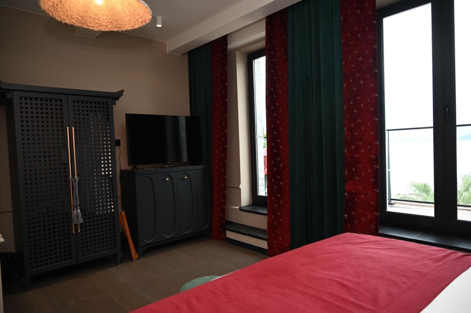 Hotel Retro Batumi Eksteriør bilde